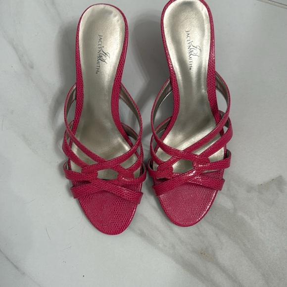 Sandals - Picture 2 of 3